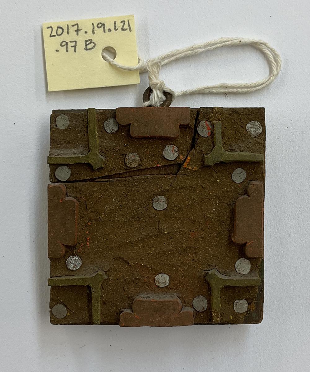 2017.0019.121.097 B Tool (for textiles), Textile printing block, Reg Image, overall