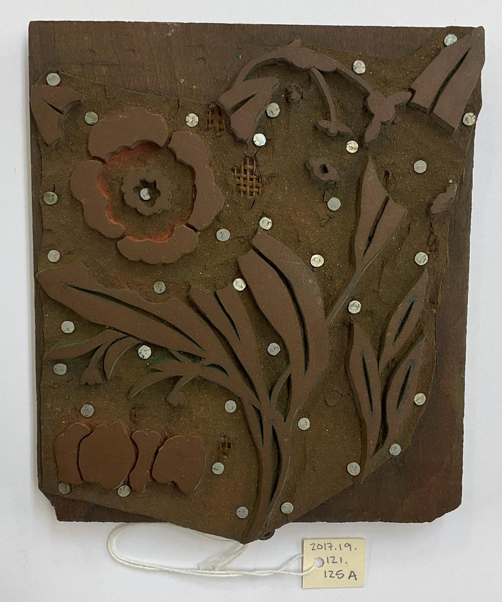 2017.0019.121.125 A Tool (for textiles), Textile printing block, Reg Image, overall