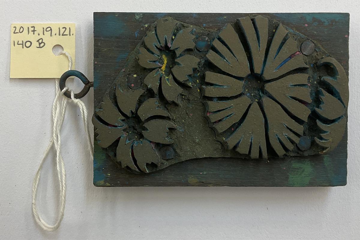 2017.0019.121.140 B Tool (for textiles), Textile printing block, Reg Image, overall