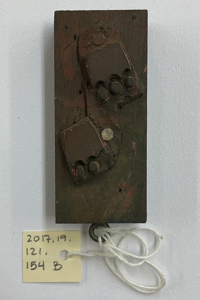 2017.0019.121.154 B Tool (for textiles), Textile printing block, Reg Image, overall