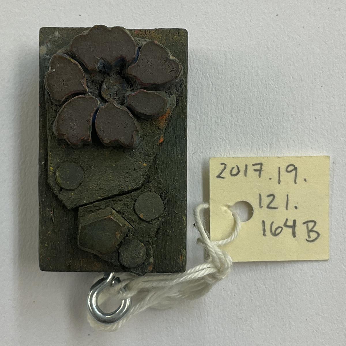 2017.0019.121.164 B Tool (for textiles), Textile printing block, Reg Image, overall