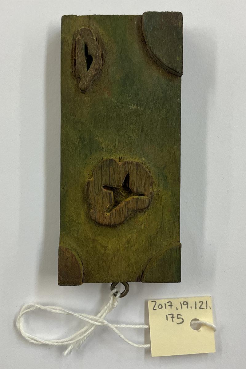 2017.0019.121.175 Tool (for textiles), Textile printing block, Reg Image, overall