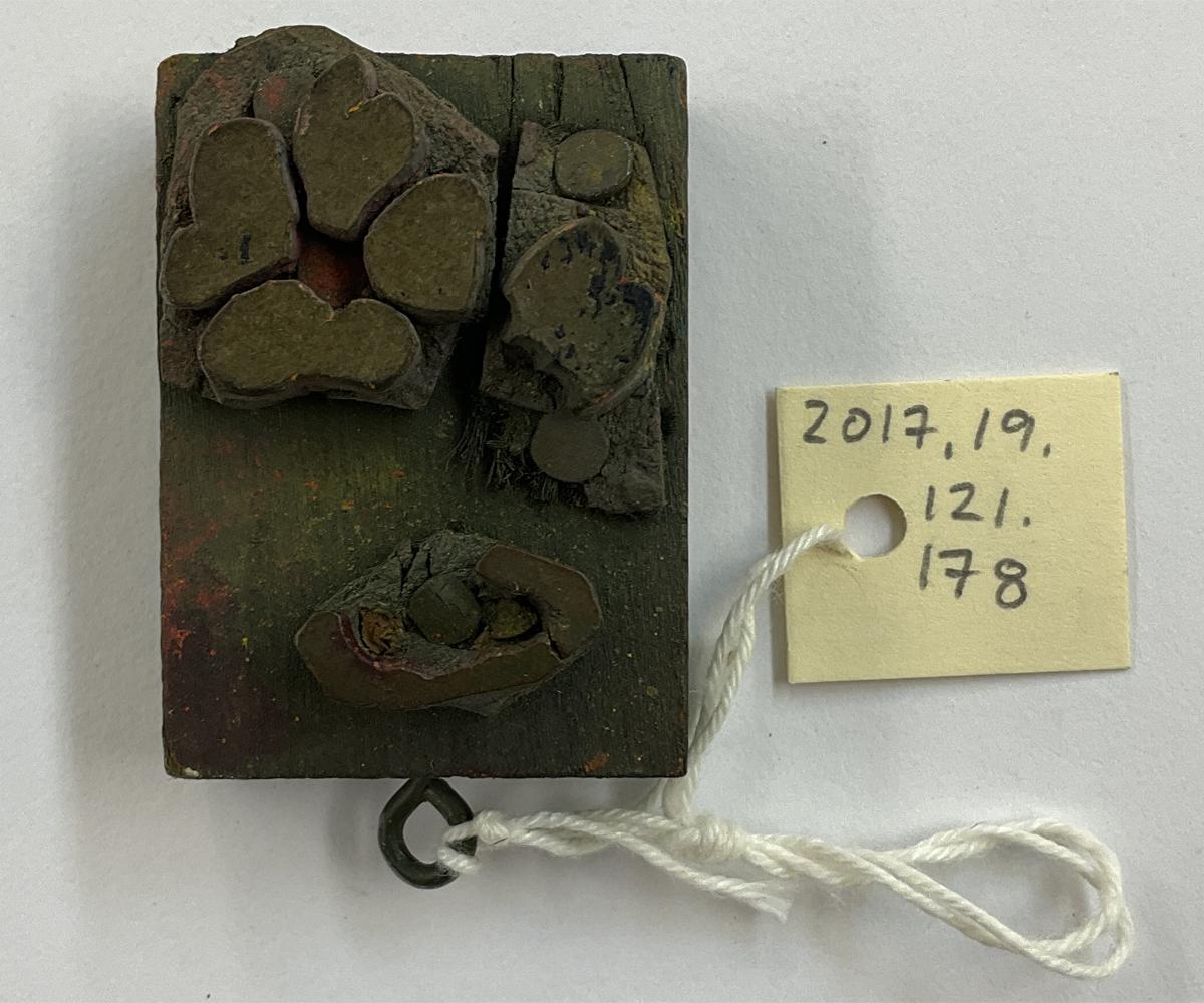 2017.0019.121.178 Tool (for textiles), Textile printing block, Reg Image, overall