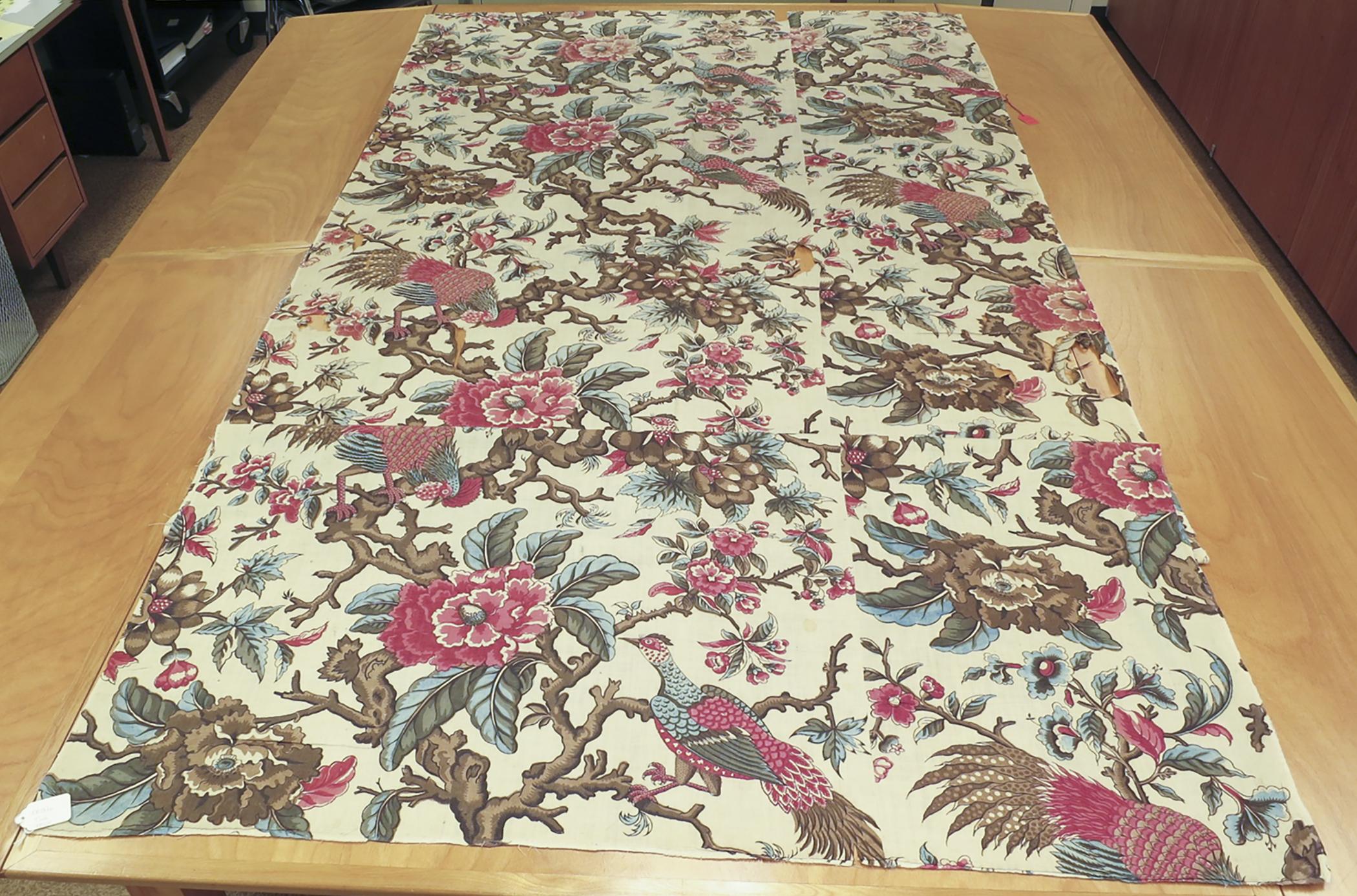 1958.0073.001 E Textile, printed, view 1