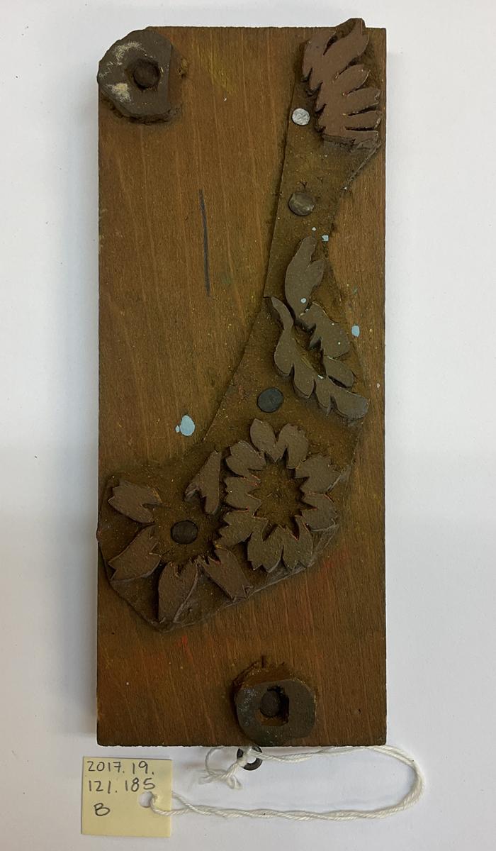 2017.0019.121.185 B Tool (for textiles), Textile printing block, Reg Image, overall