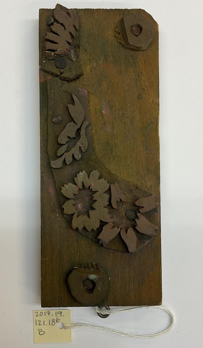 2017.0019.121.186 B Tool (for textiles), Textile printing block, Reg Image, overall
