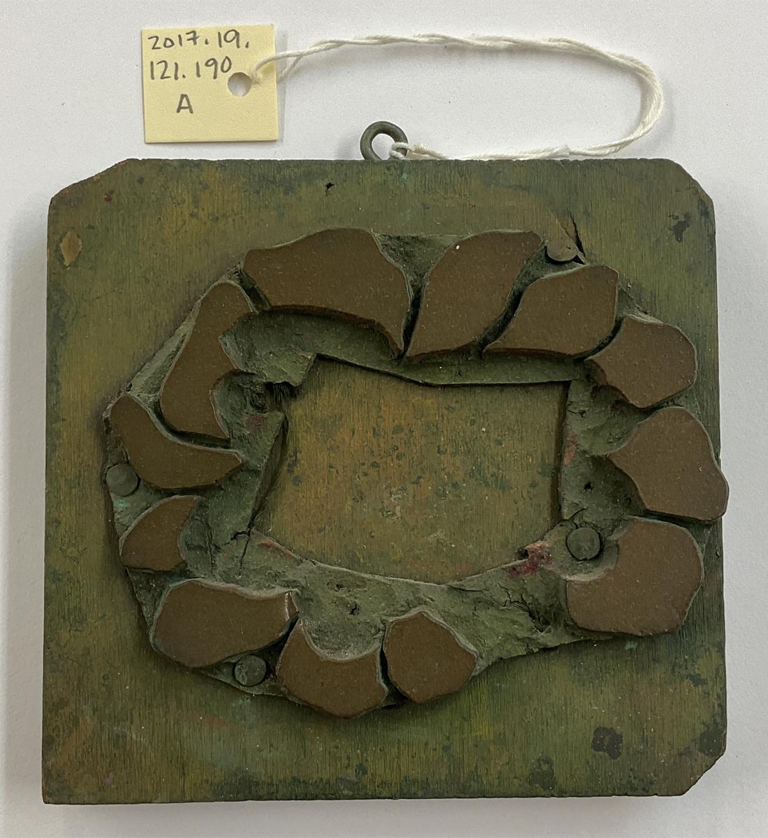 2017.0019.121.190 A Tool (for textiles), Textile printing block, Reg Image, overall