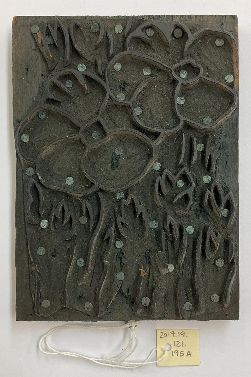 2017.0019.121.195 A Tool (for textiles), Textile printing block, Reg Image, overall