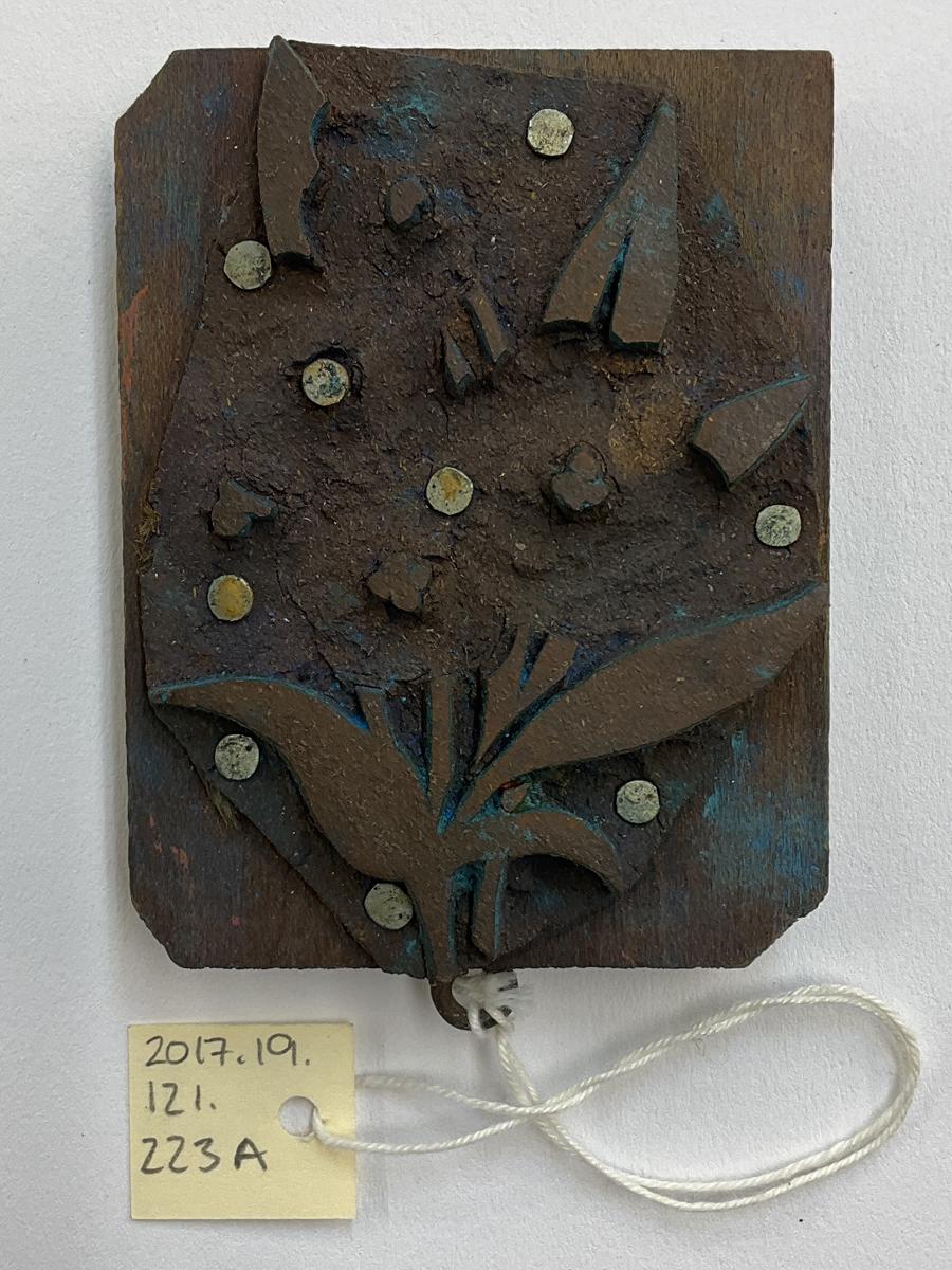 2017.0019.121.223 A Tool (for textiles), Textile printing block, Reg Image, overall