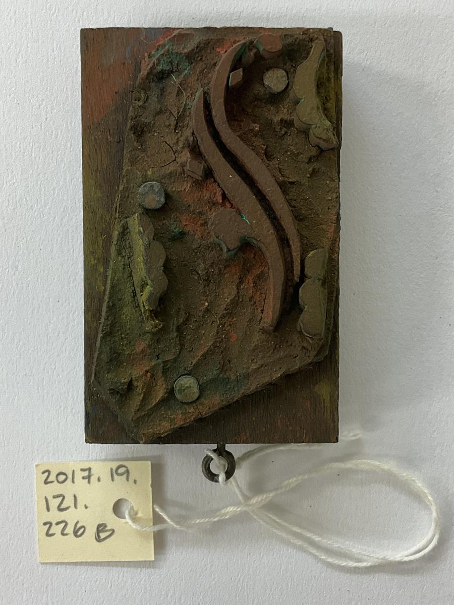 2017.0019.121.226 B Tool (for textiles), Textile printing block, Reg Image, overall