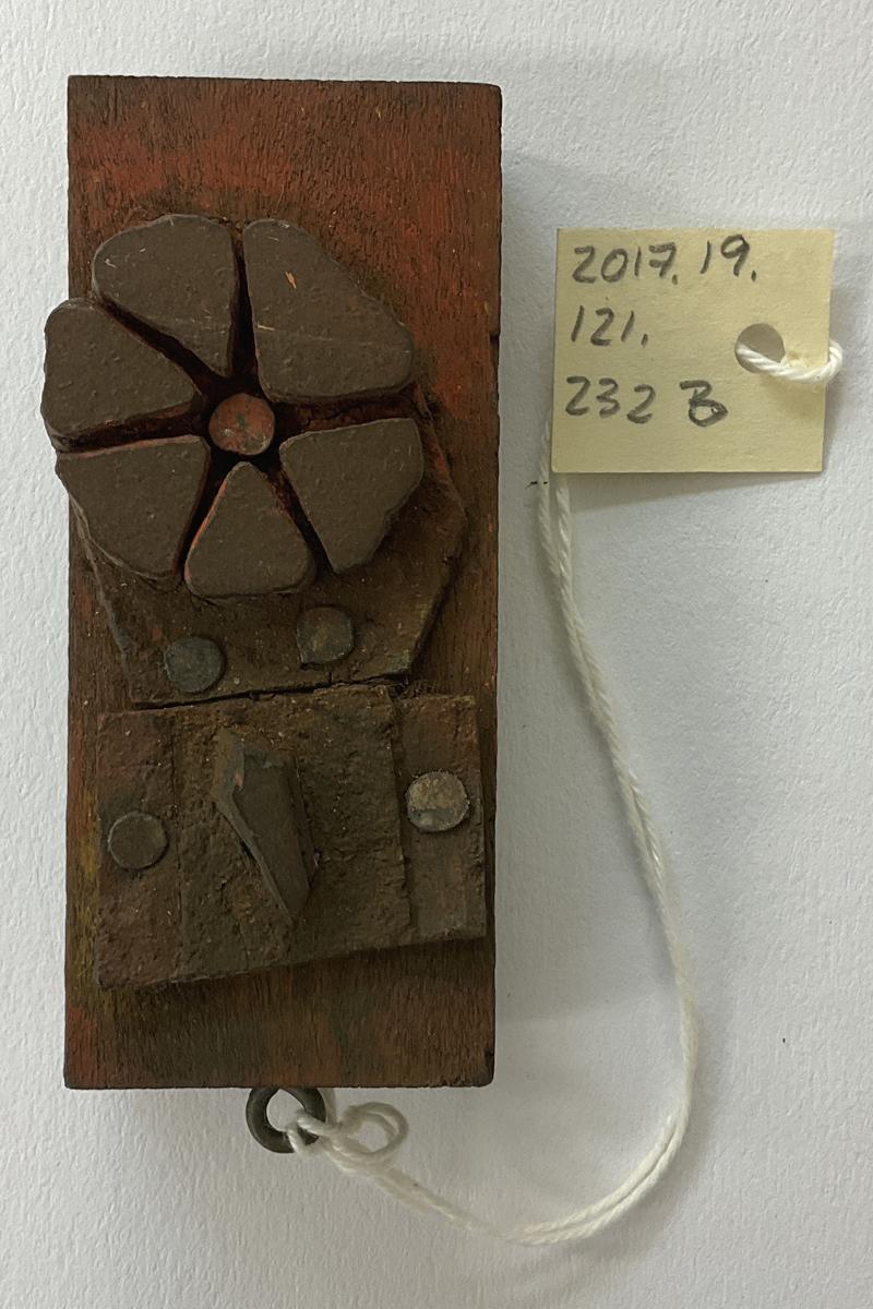 2017.0019.121.232 B Tool (for textiles), Textile printing block, Reg Image, overall