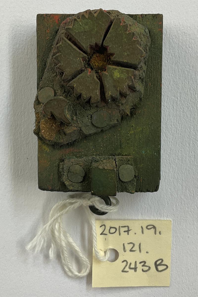 2017.0019.121.243 B Tool (for textiles), Textile printing block, Reg Image, overall