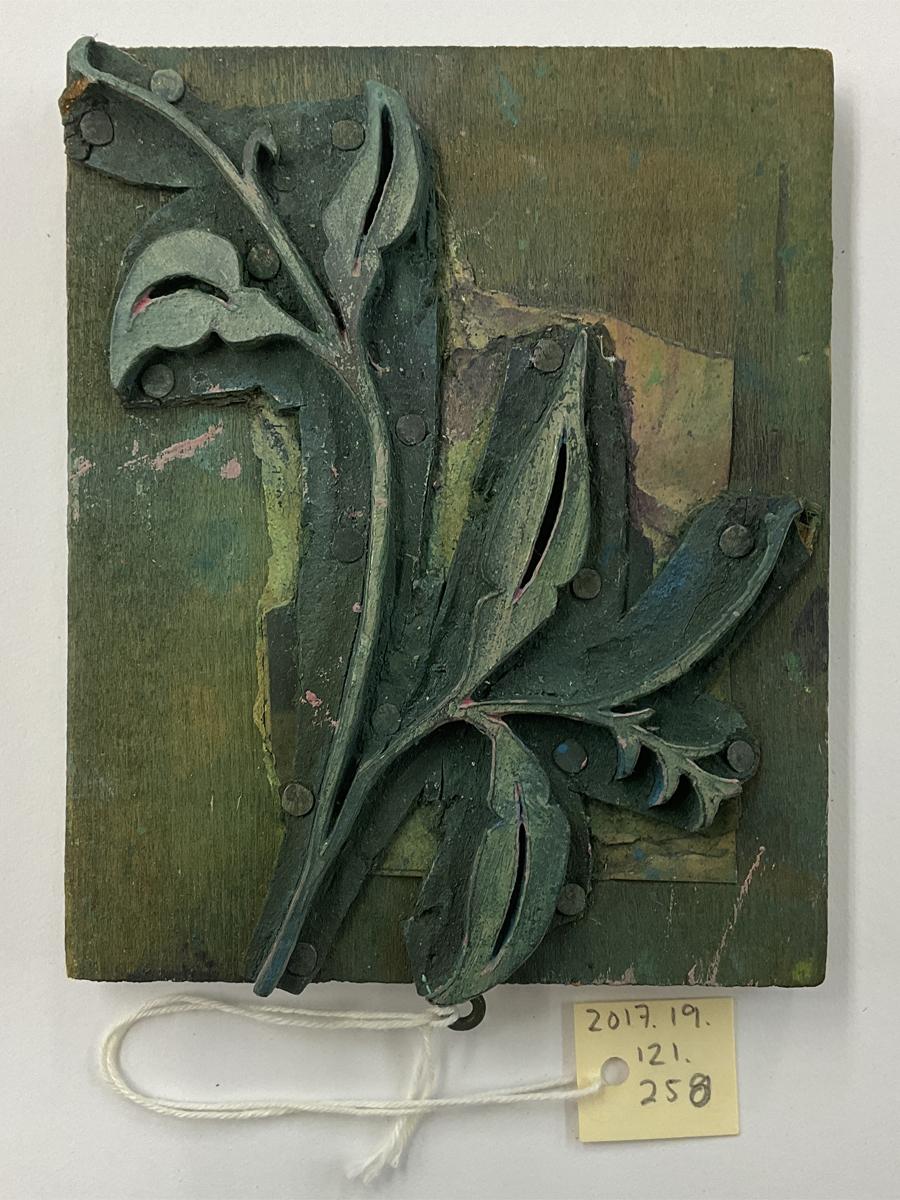 2017.0019.121.258 Tool (for textiles), Textile printing block, Reg Image, overall