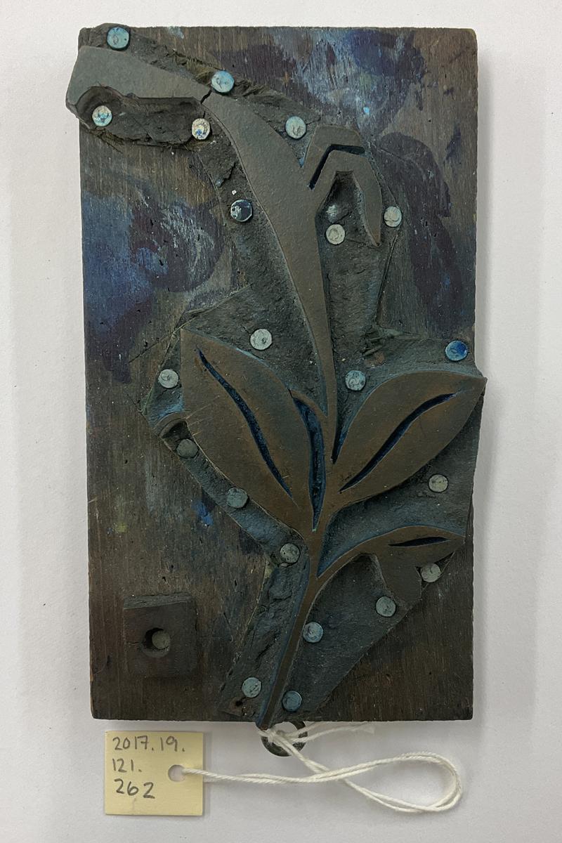 2017.0019.121.262 Tool (for textiles), Textile printing block, Reg Image, overall