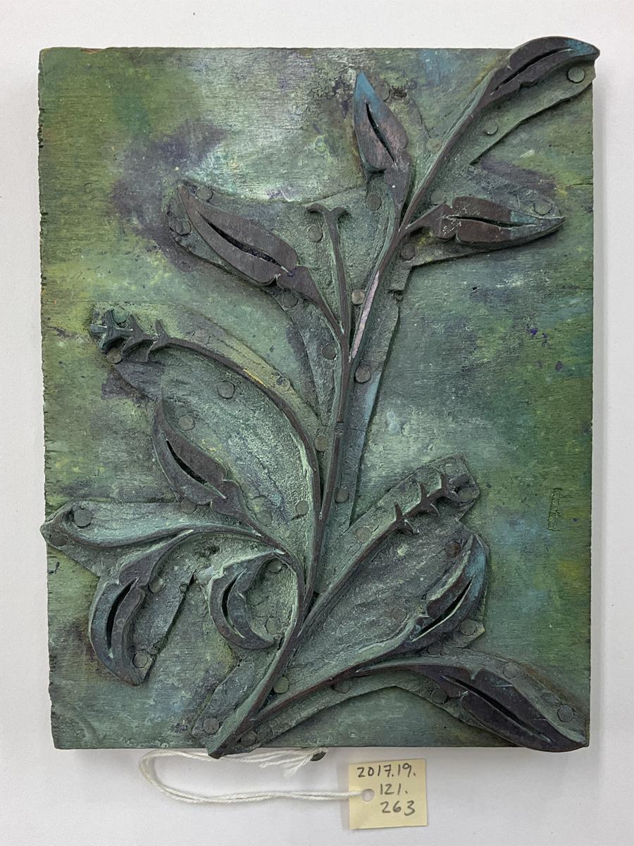 2017.0019.121.263 Tool (for textiles), Textile printing block, Reg Image, overall