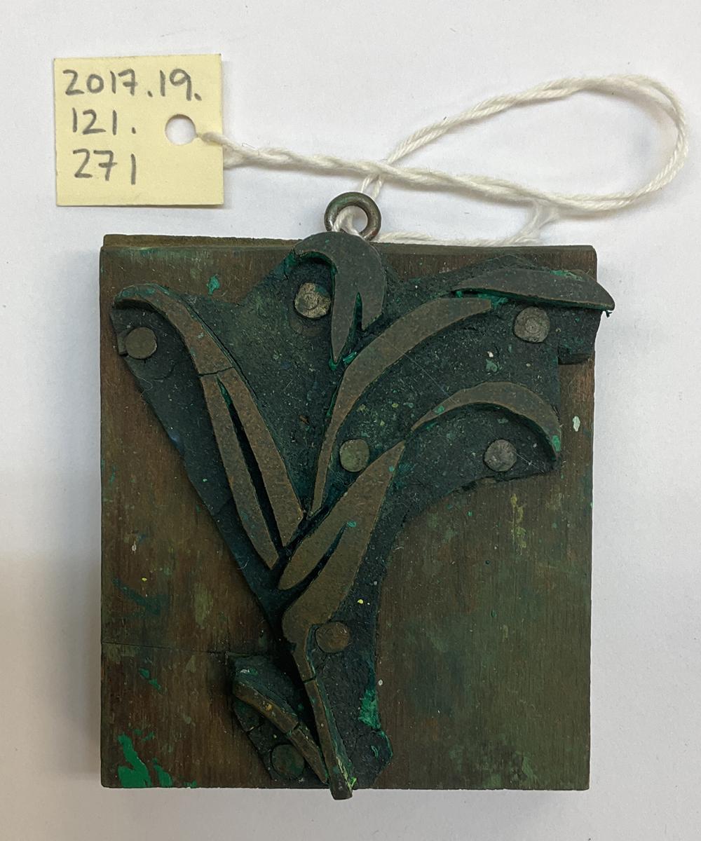2017.0019.121.271 Tool (for textiles), Textile printing block, Reg Image, overall