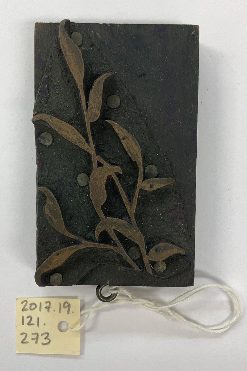 2017.0019.121.273 Tool (for textiles), Textile printing block, Reg Image, overall