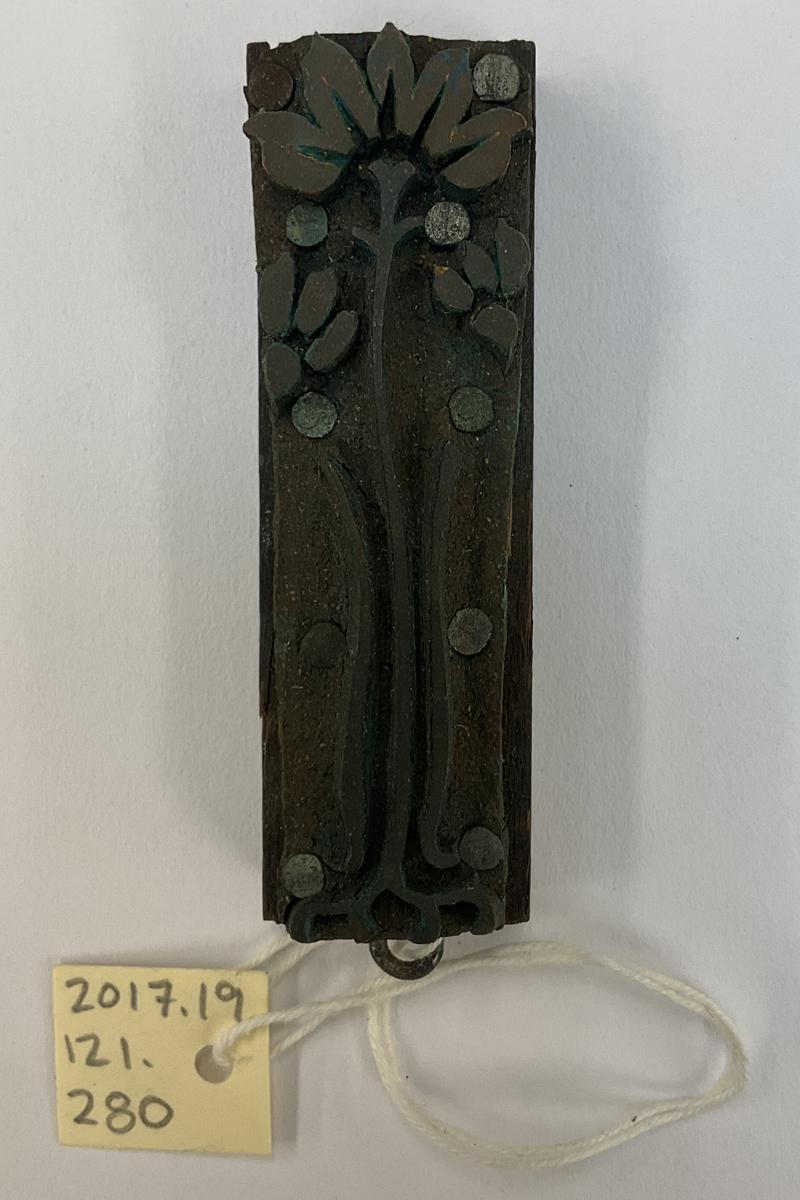 2017.0019.121.280 Tool (for textiles), Textile printing block, Reg Image, overall