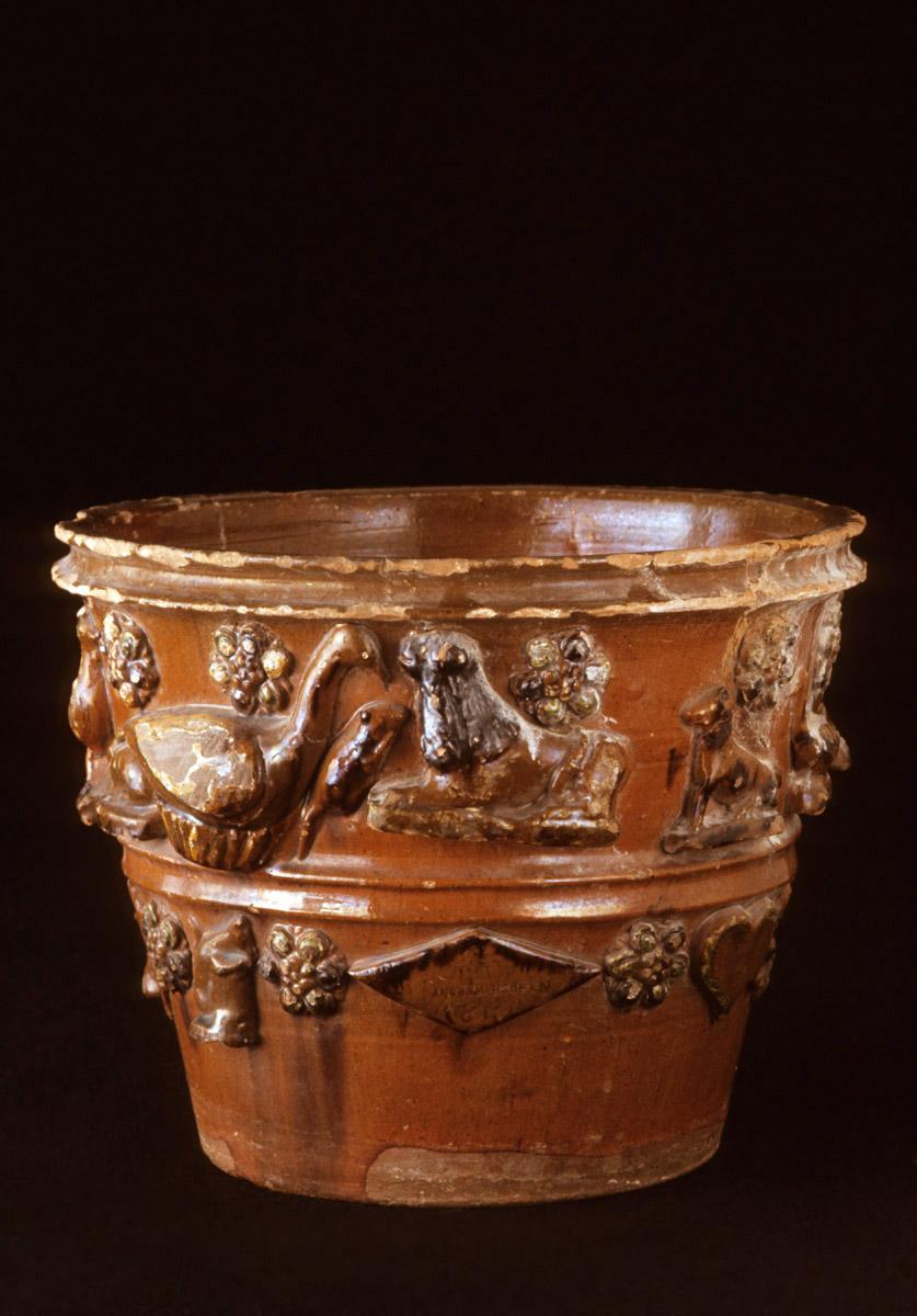 1959.1846 Flowerpot (view 2)