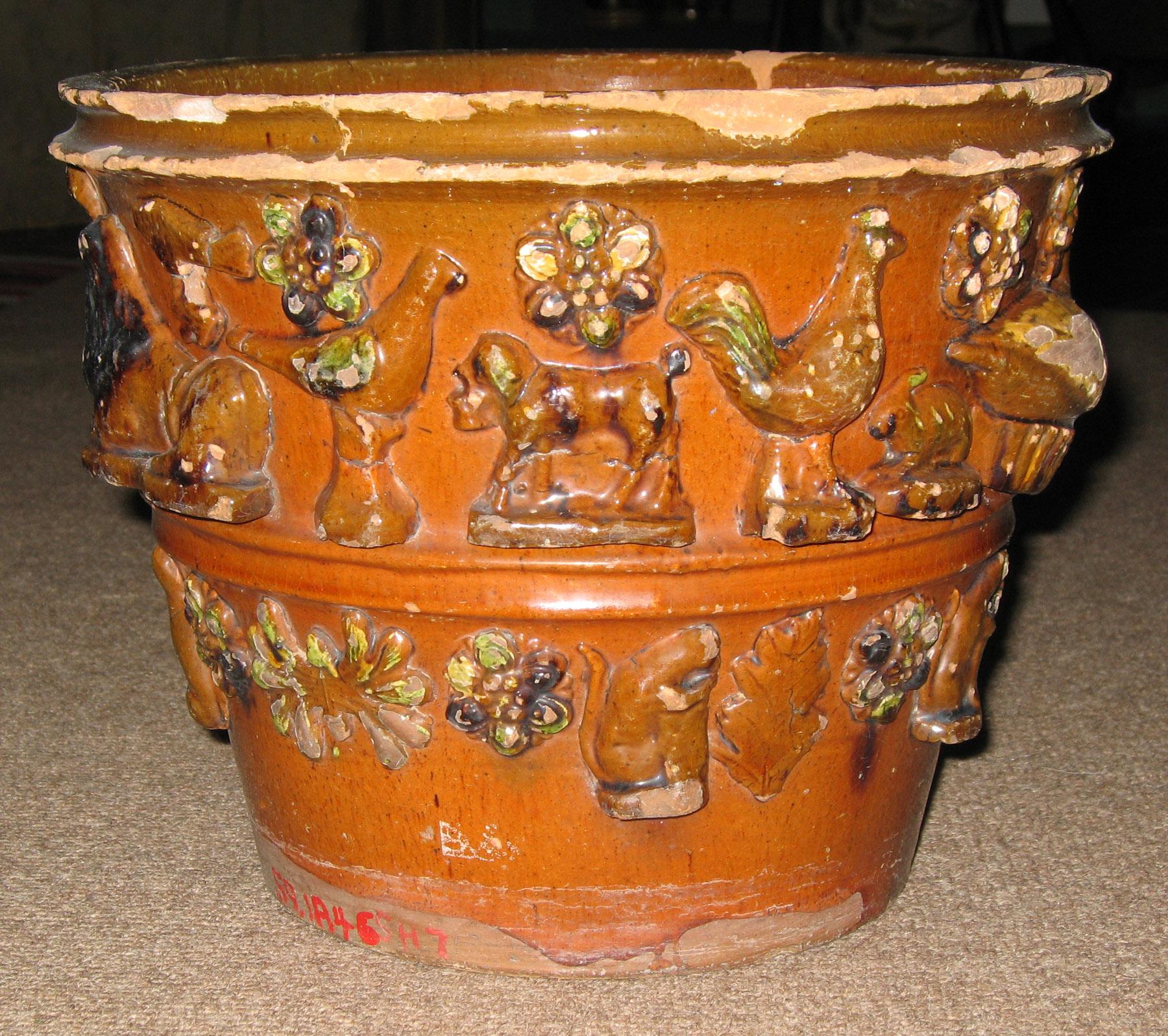 1959.1846 Flowerpot (side 2)