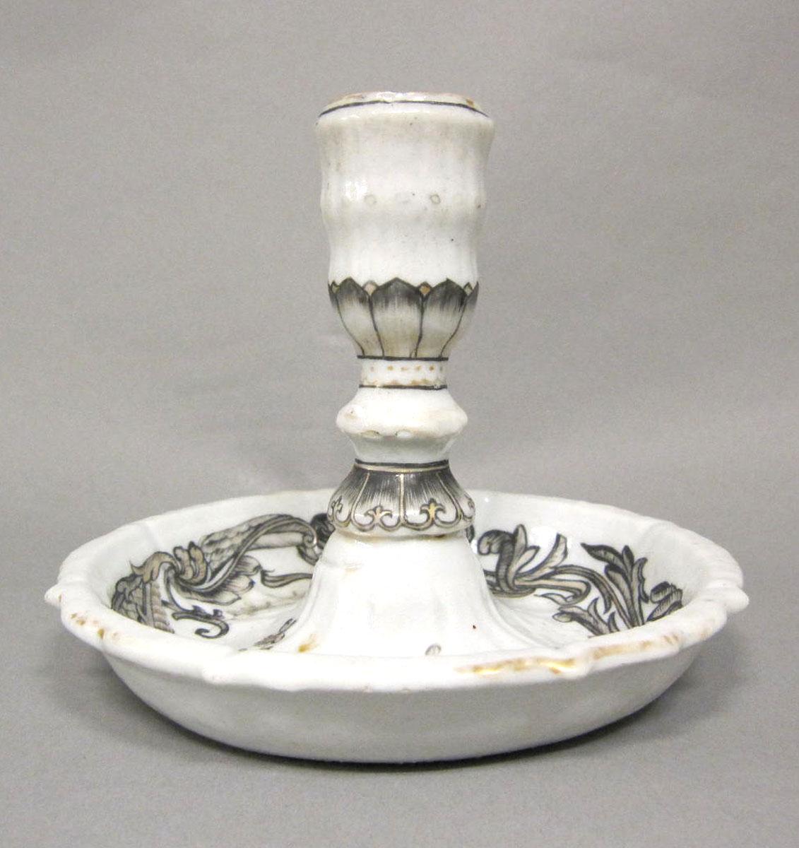 1959.1868.002 Porcelain candlestick