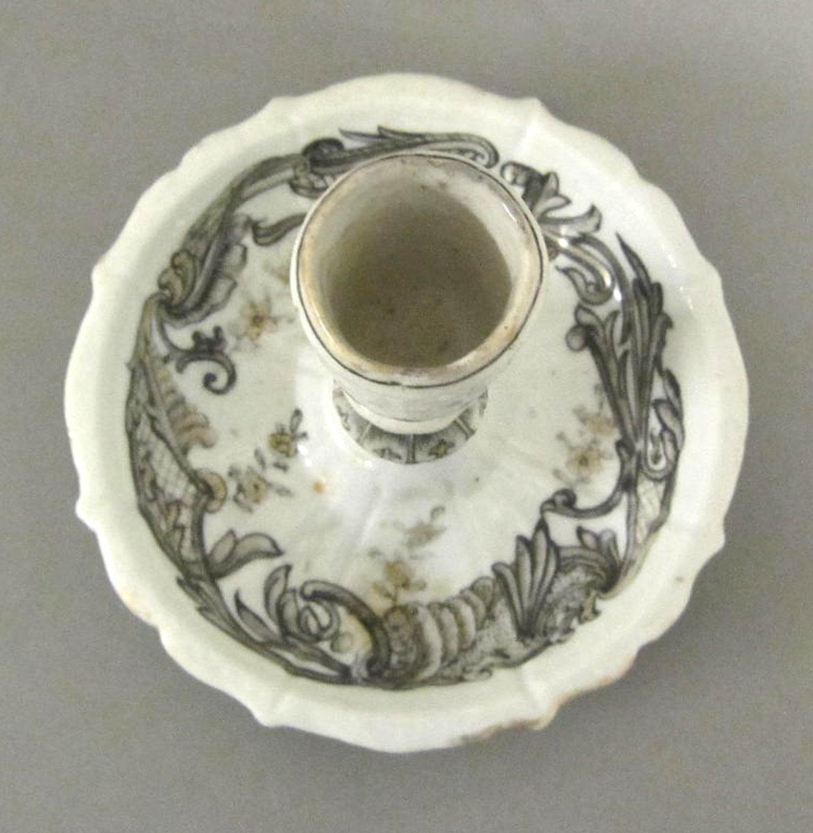 1959.1868.002 Porcelain candlestick top
