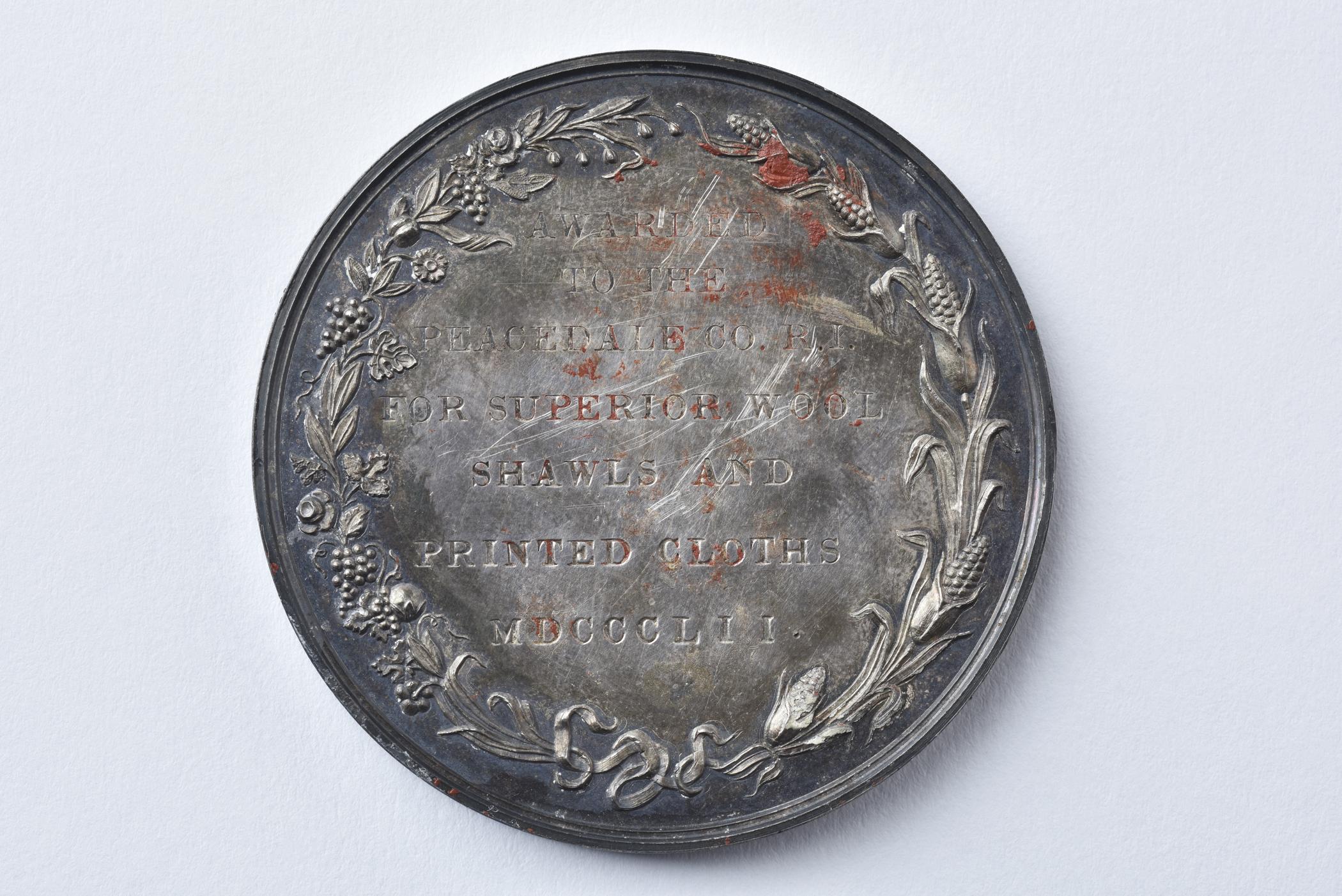 2017.0043.009 Medal, view 2