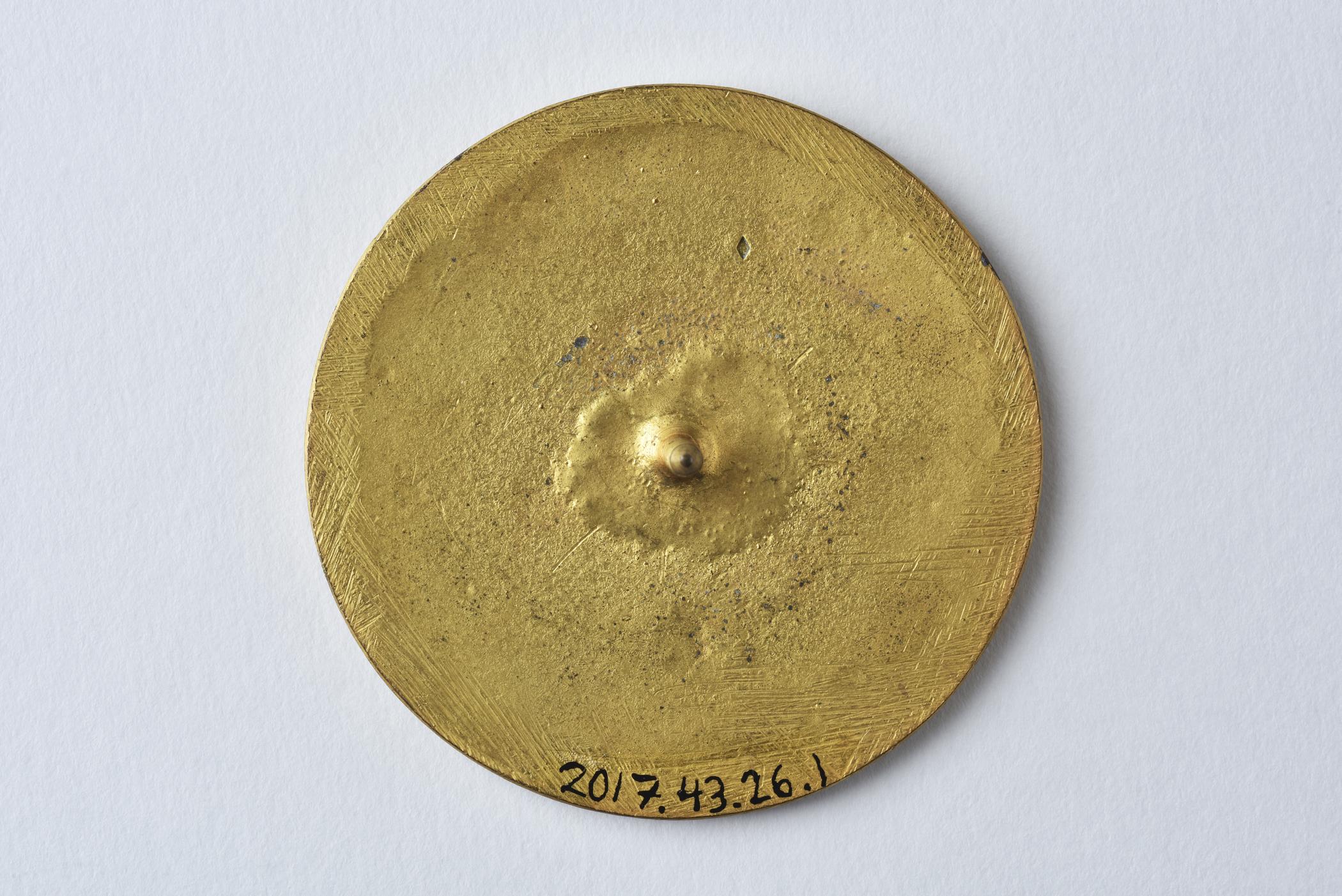 2017.0043.026.001 Medal, view 2