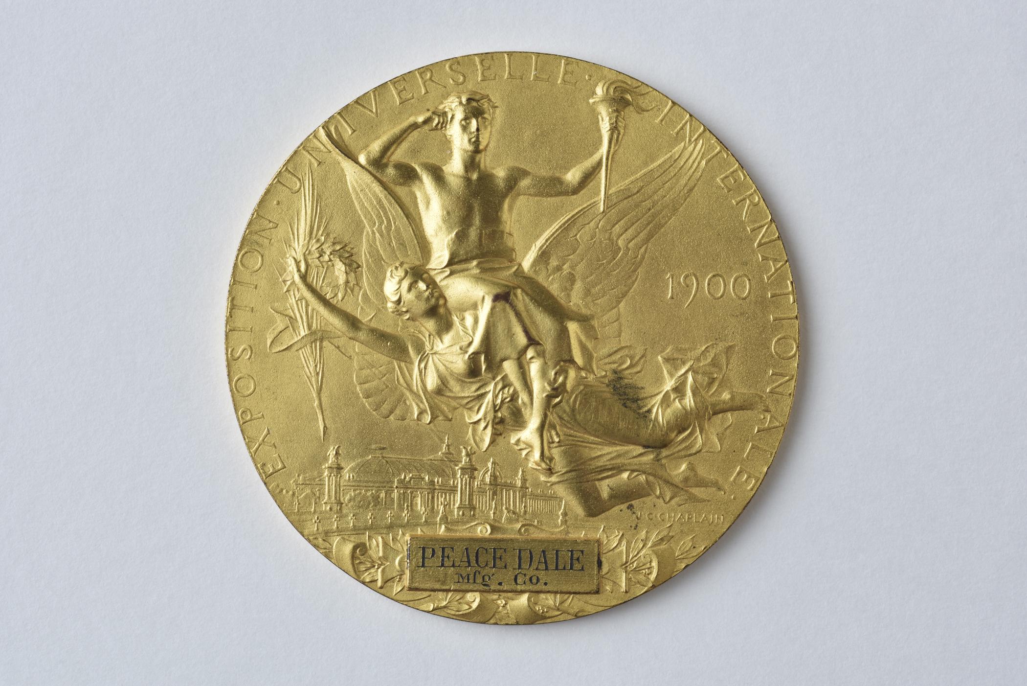 2017.0043.026.002 Medal, view 1