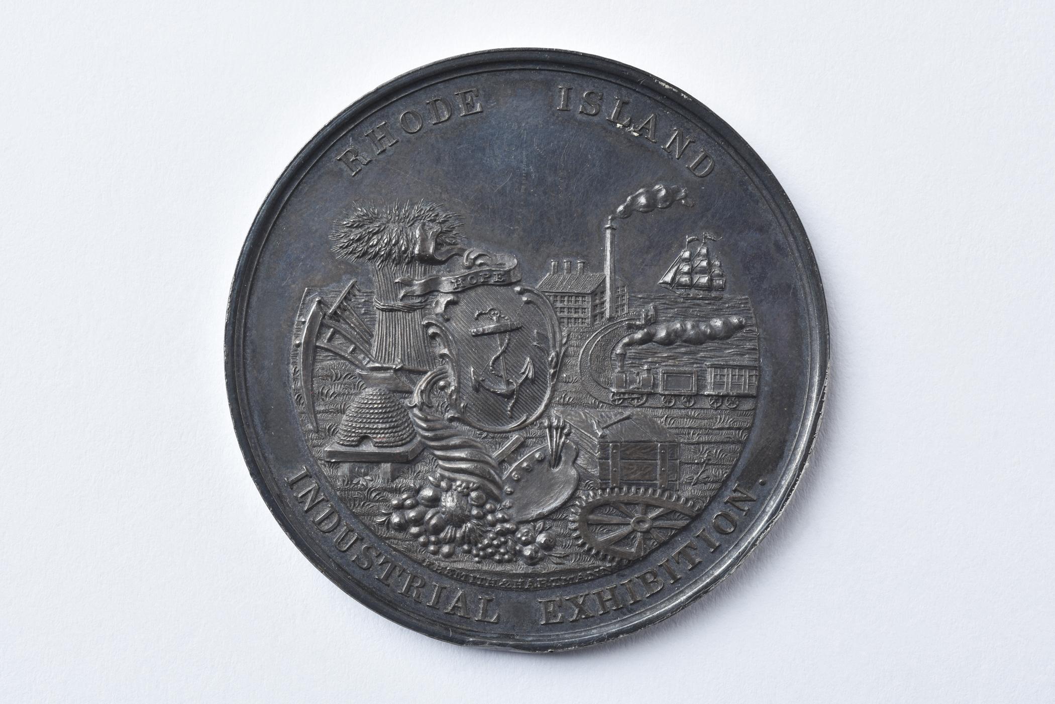 2017.0043.008 B Medal, view 1