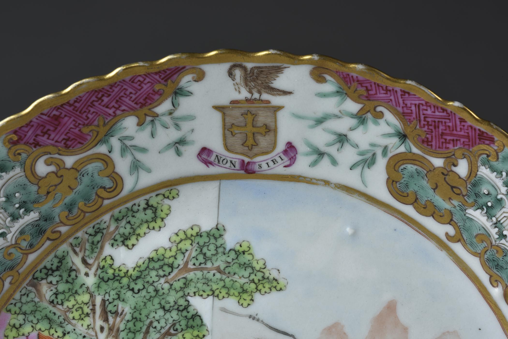 2017.0037.001 Plate, detail 1