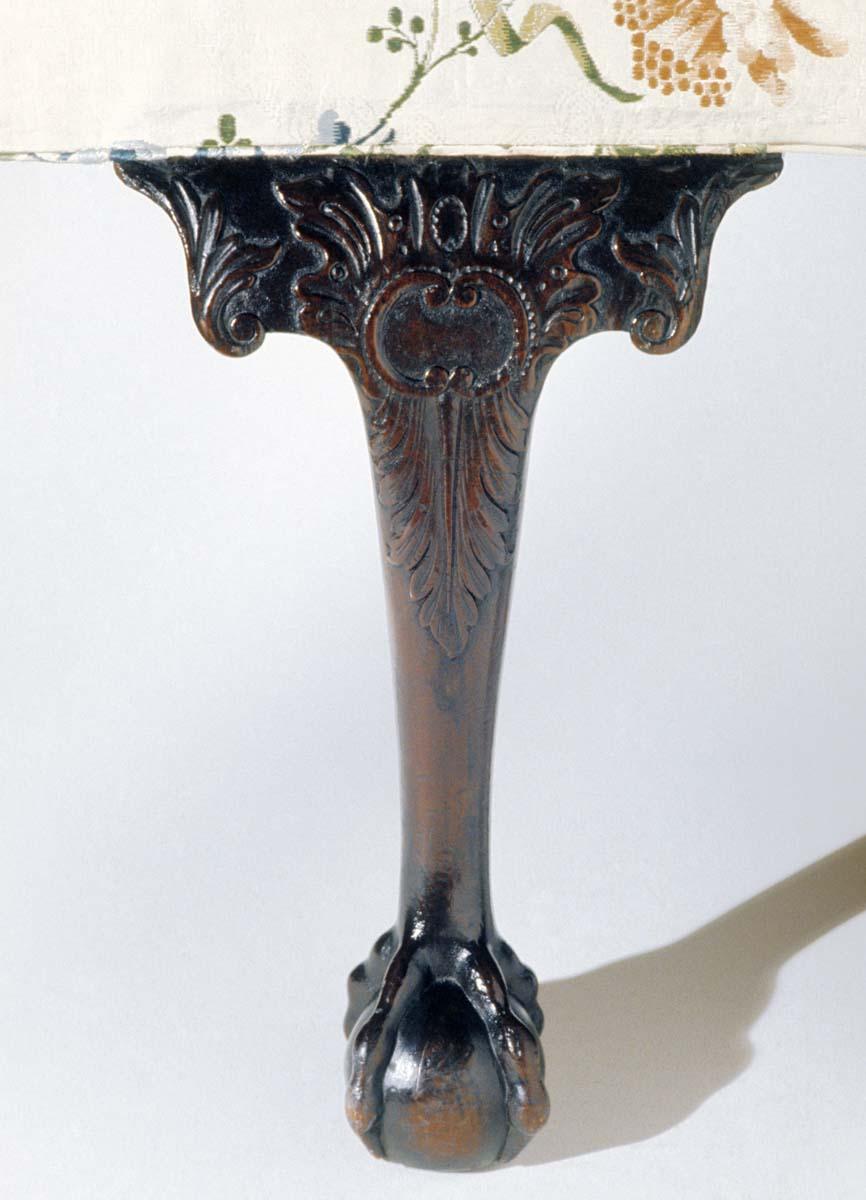 1959.1877 Settee, detail 2