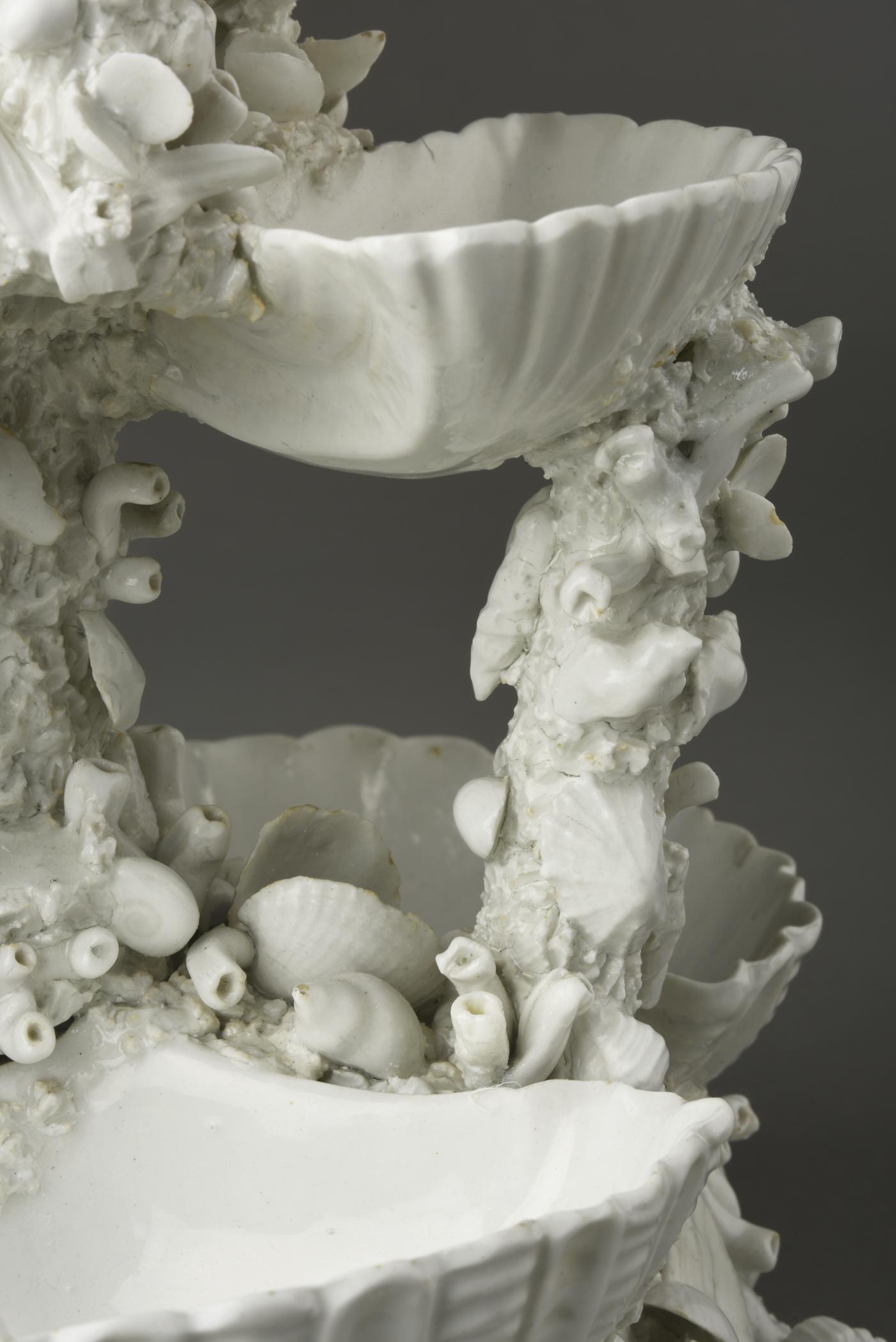 2018.0004 Centerpiece, detail 4