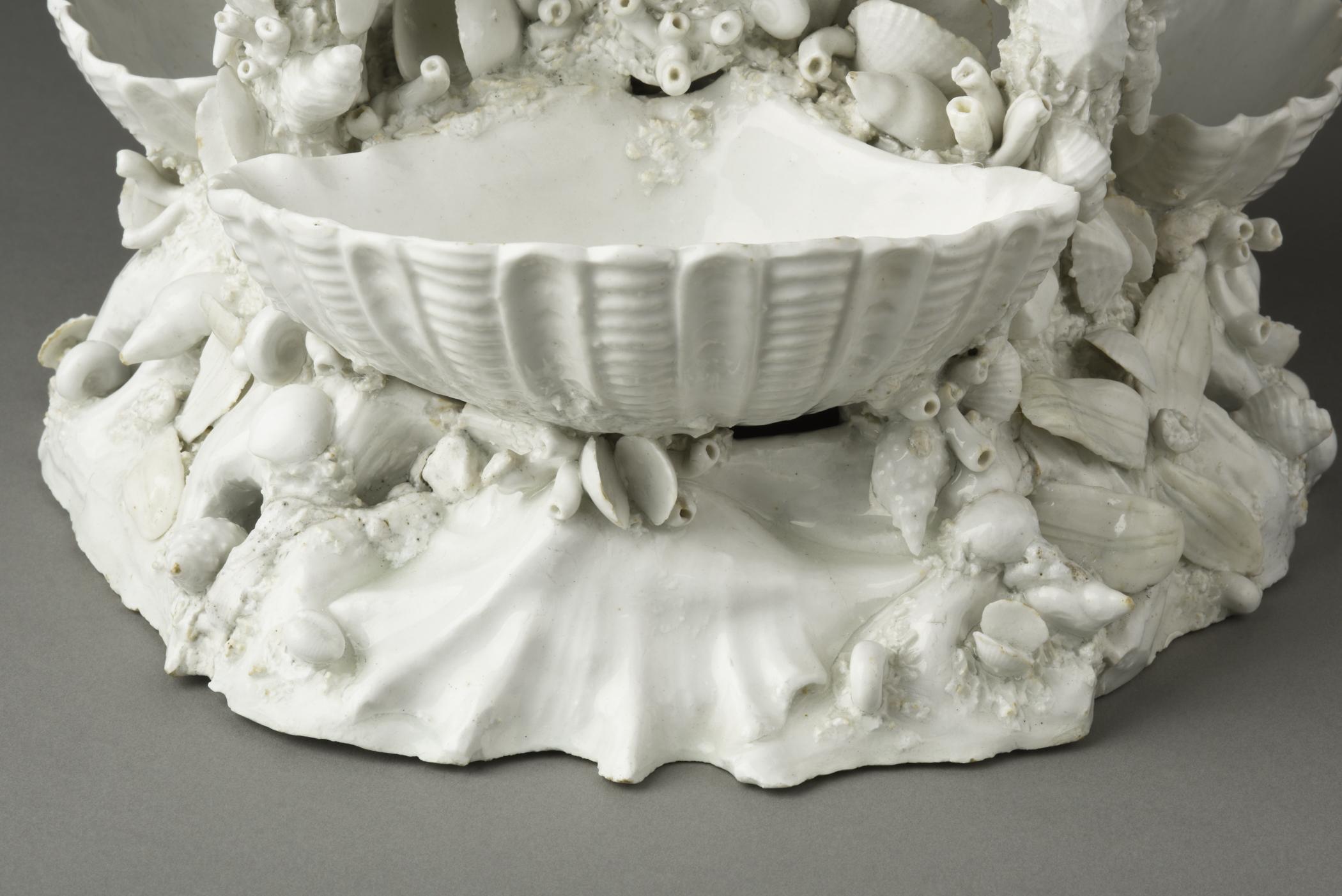 2018.0004 Centerpiece, detail 5