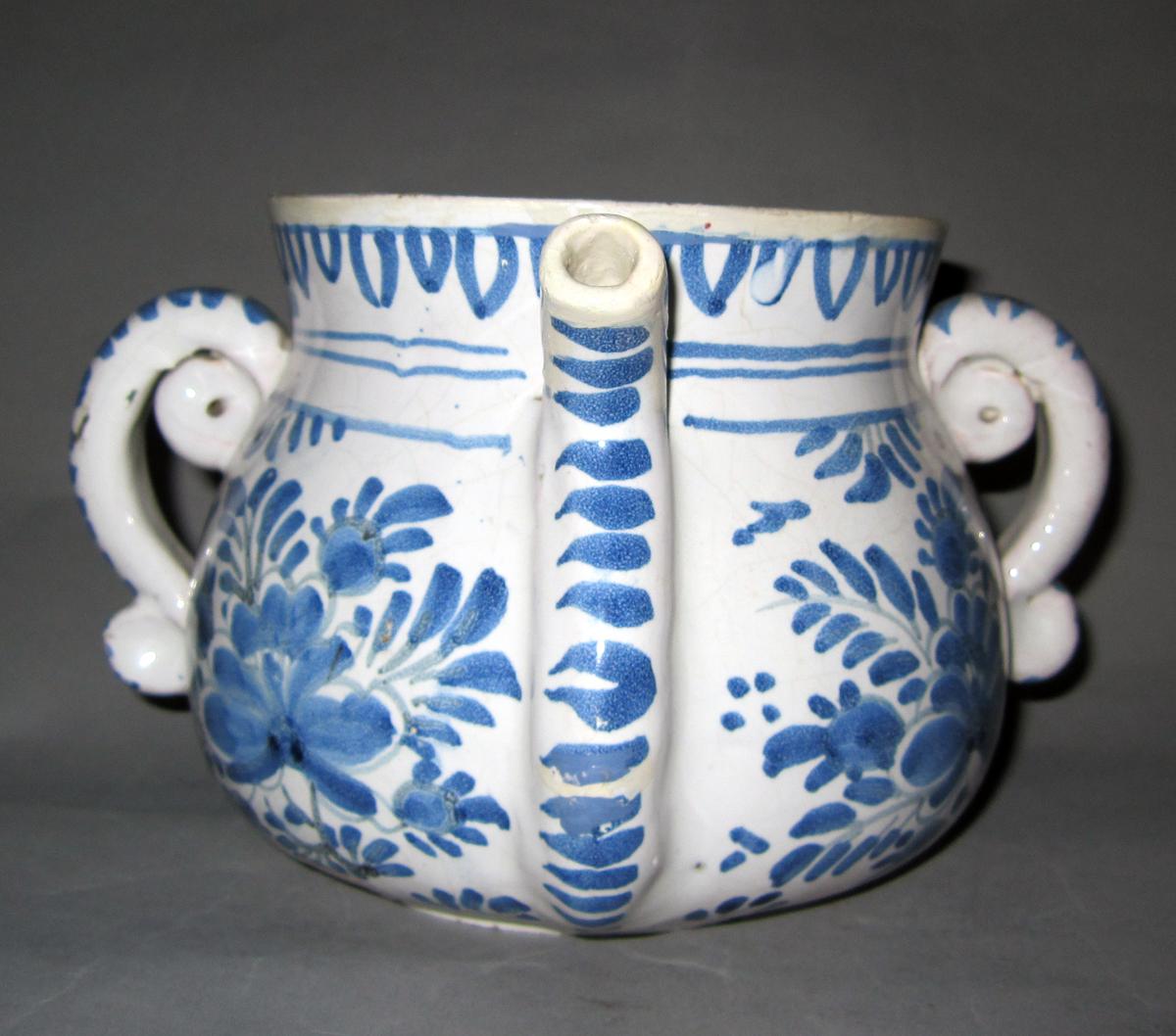 1959.1897 Delft posset pot