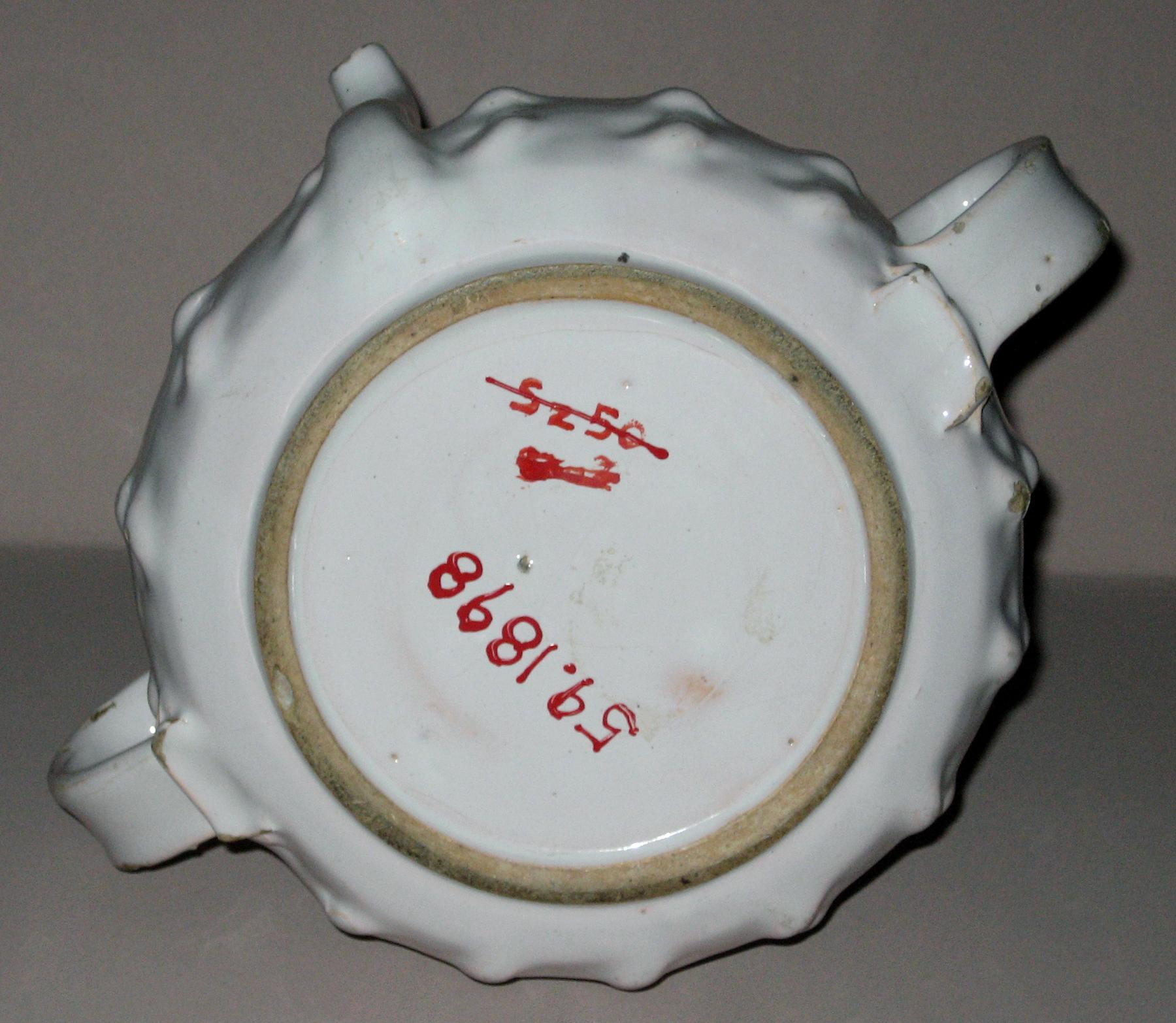 1959.1898 Delft posset pot (bottom)