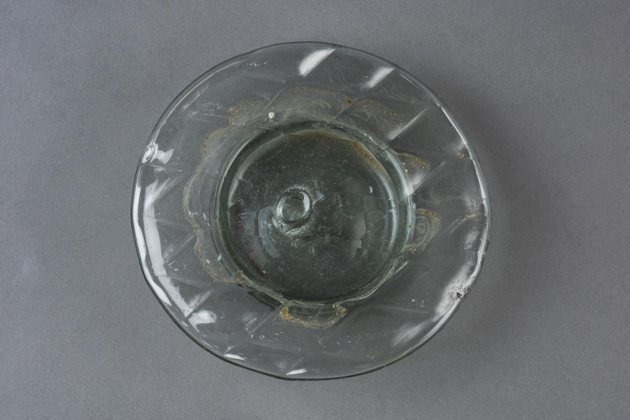 2018.0033.002 Inkwell, view 2