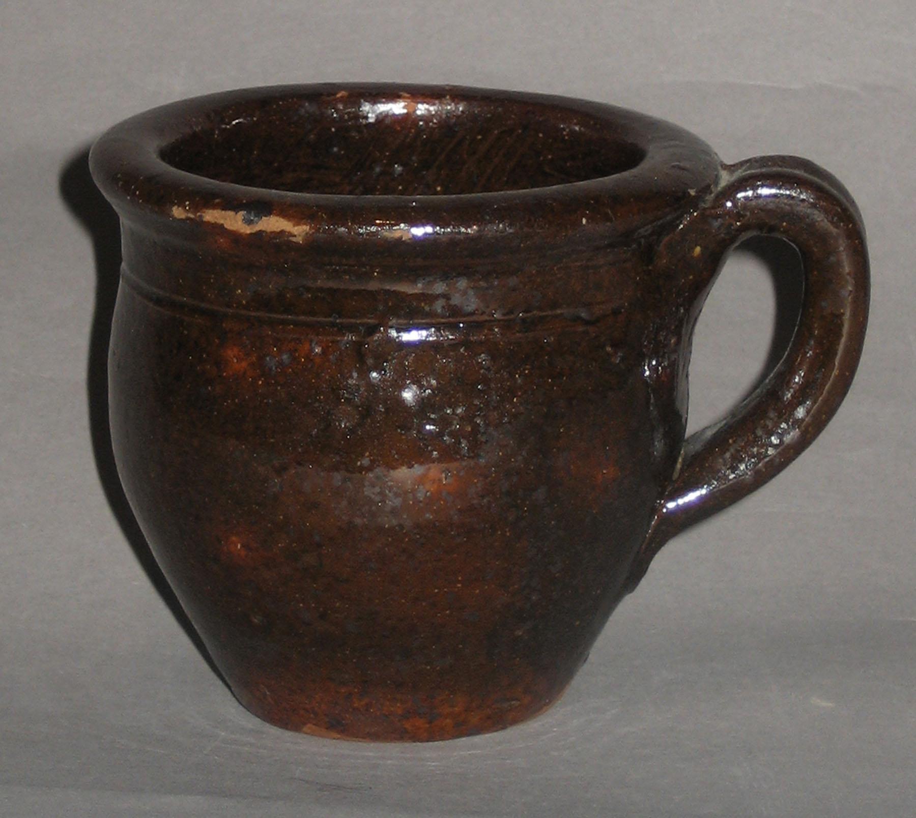 1953.0188.023 Pot