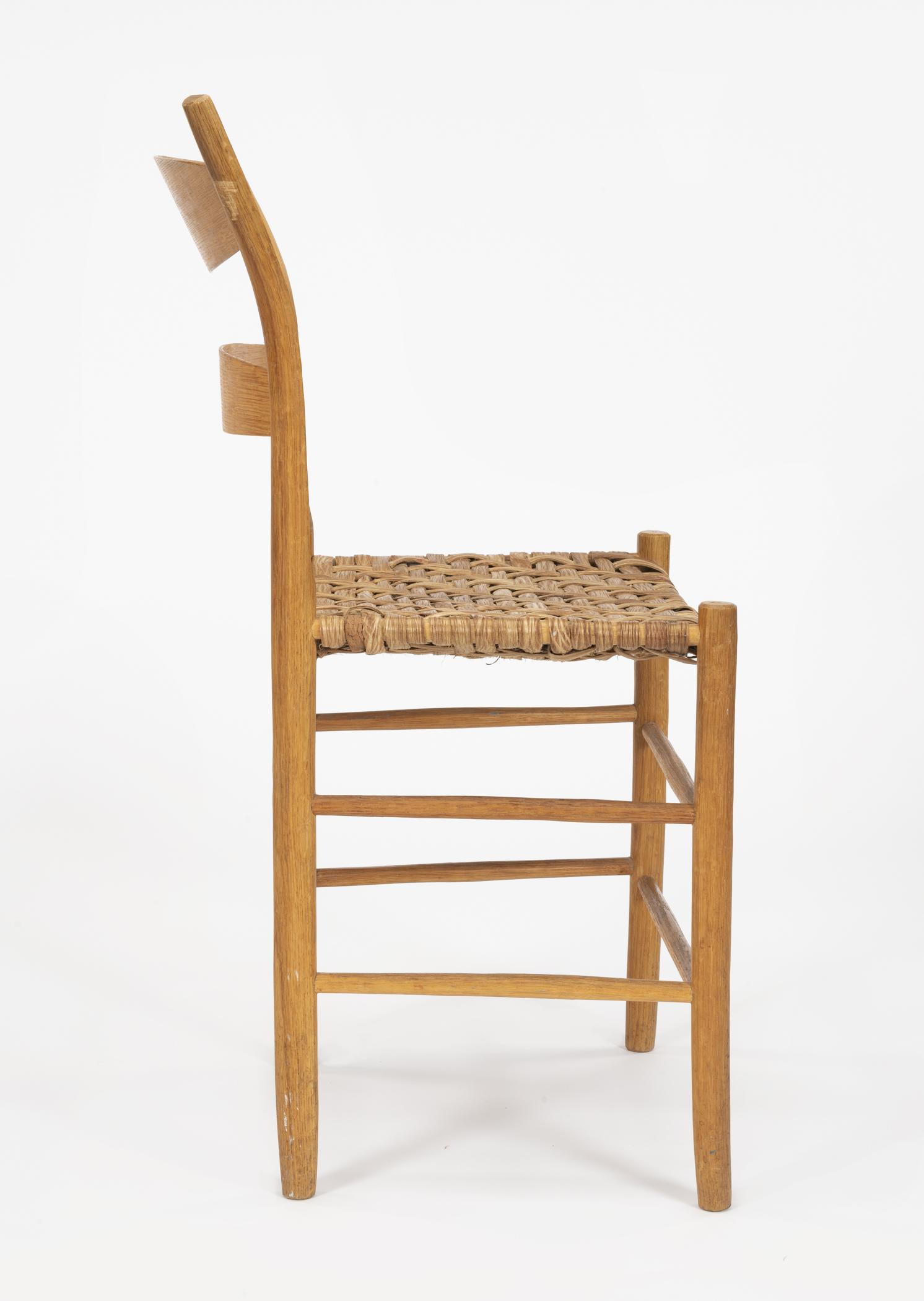 2018.0034.002 Chair, view 3