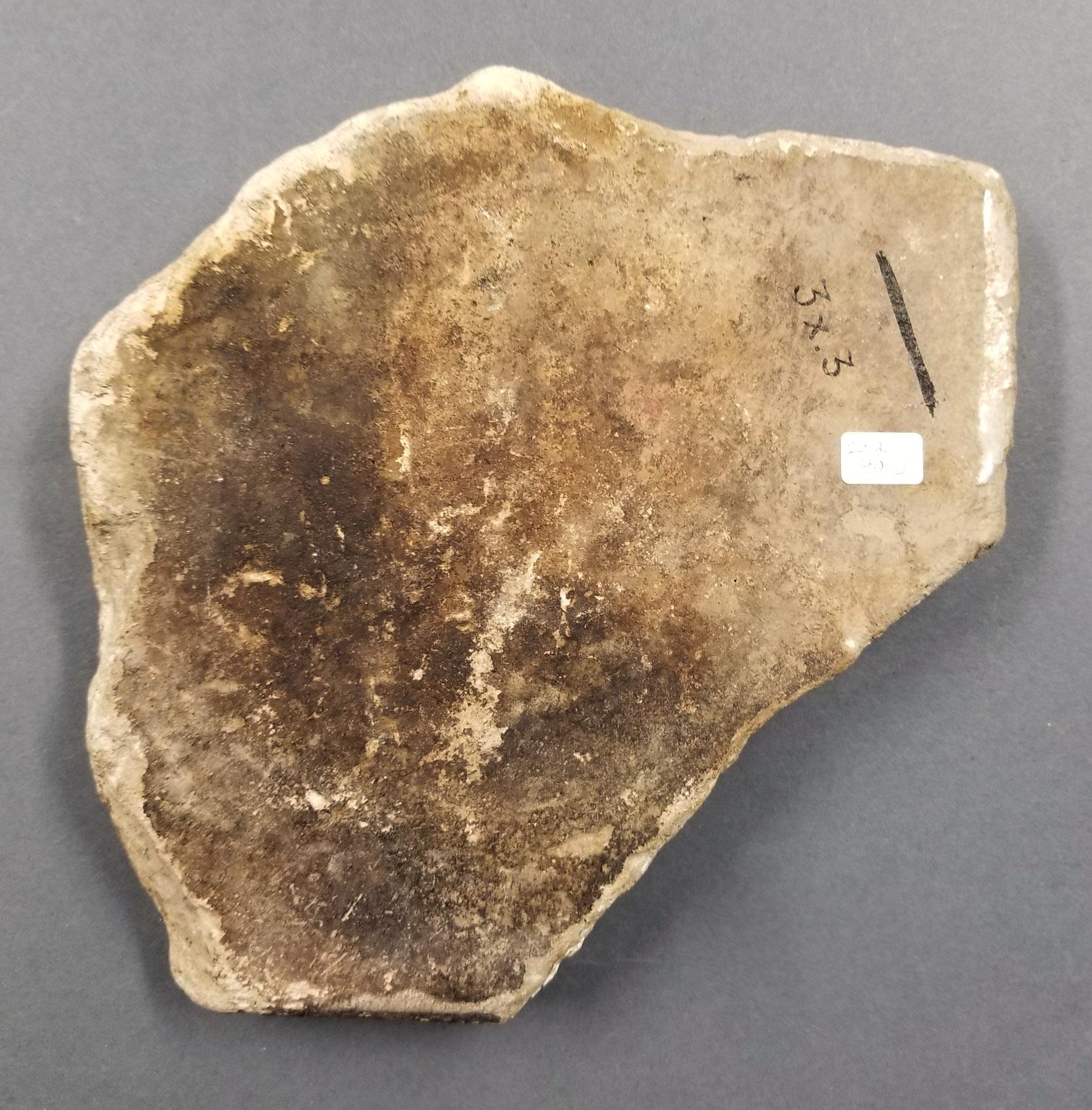 2018.0040.004 Tile fragment, underside