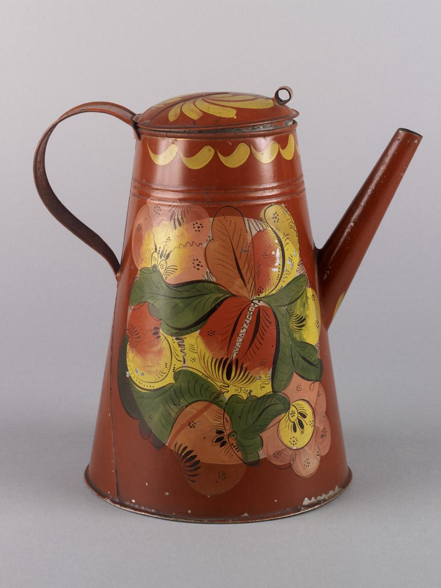 1959.2072 Teapot