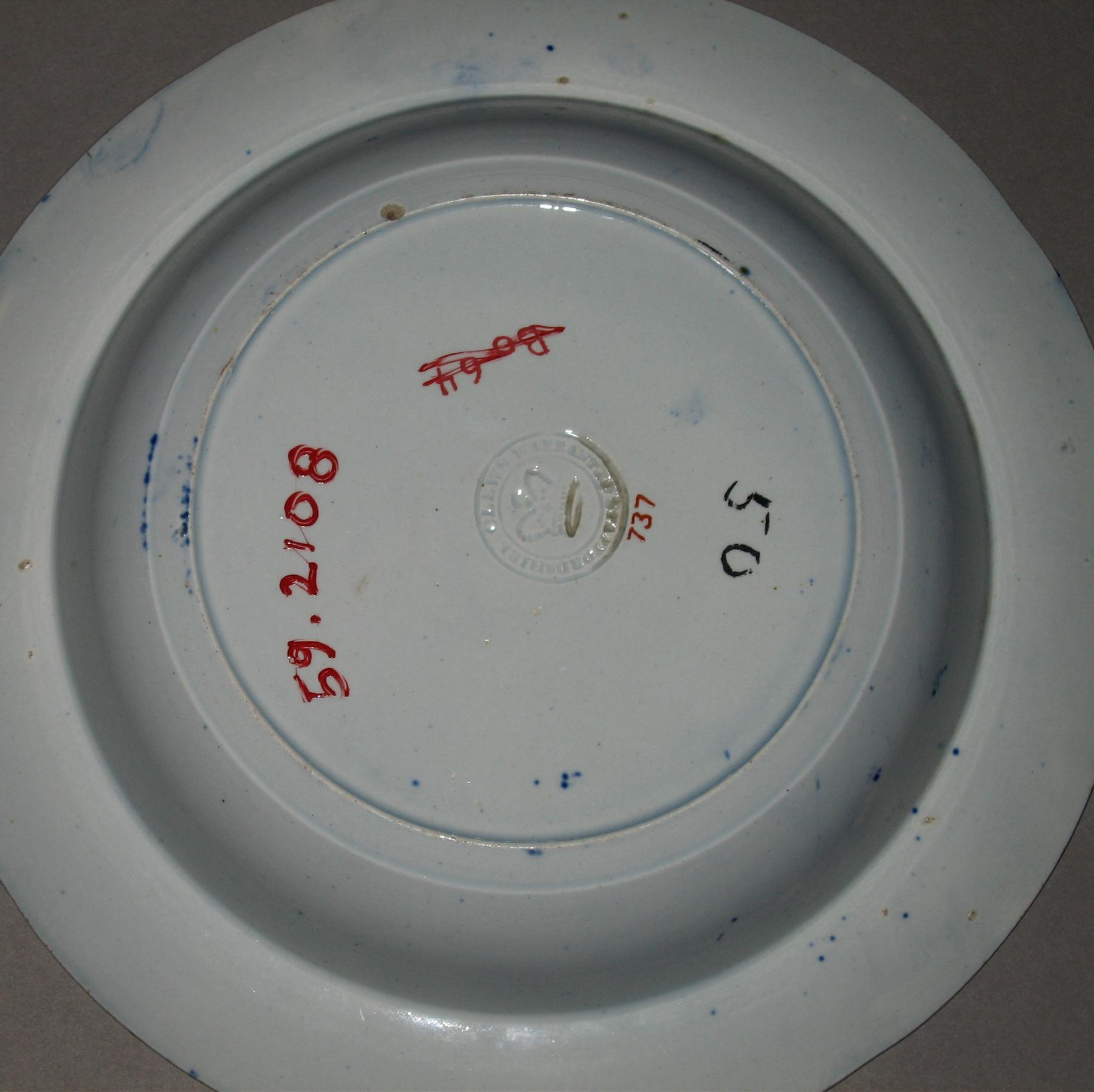 1959.2108 Soup plate (mark)
