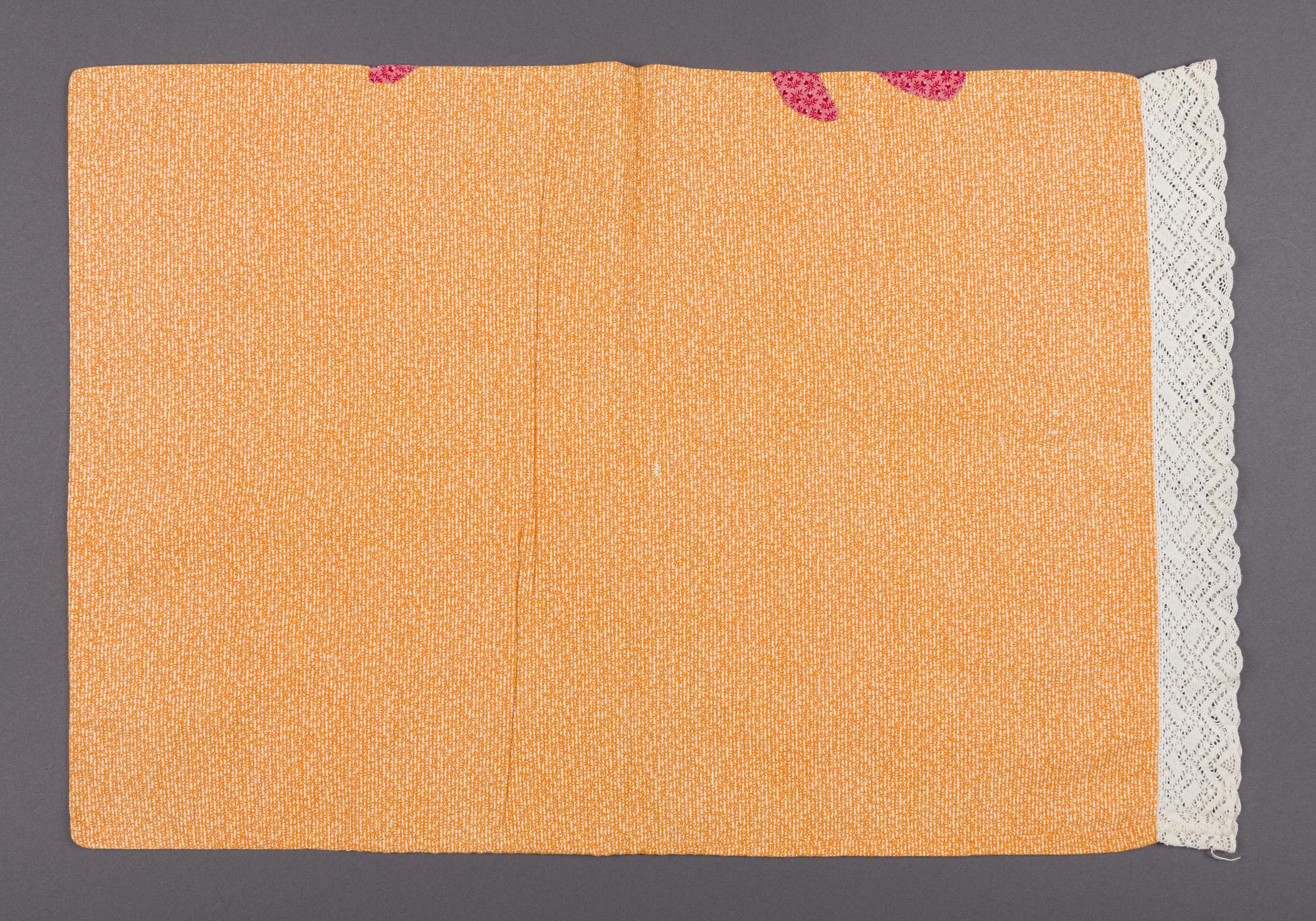 2019.0032.035 A Pillow cover, view 2, reverse