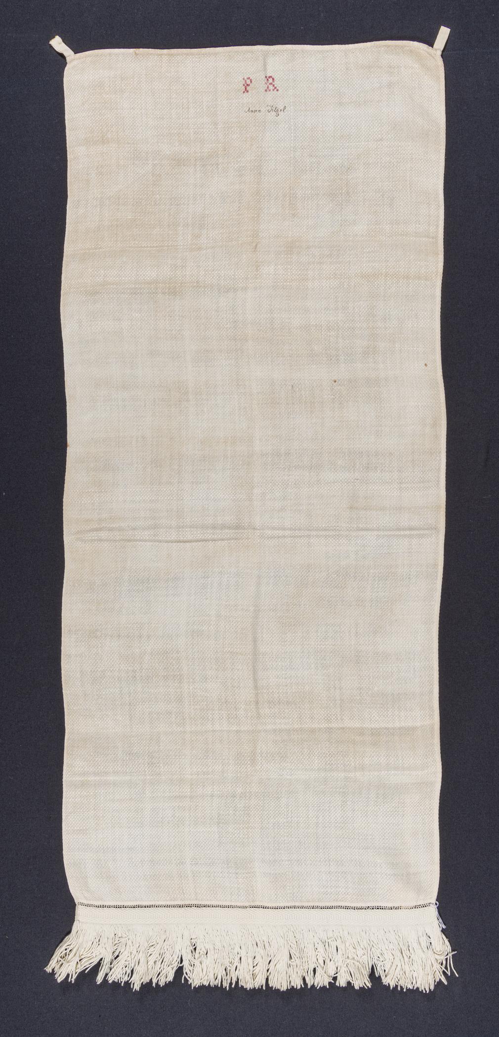 2019.0032.037 Towel, view 1
