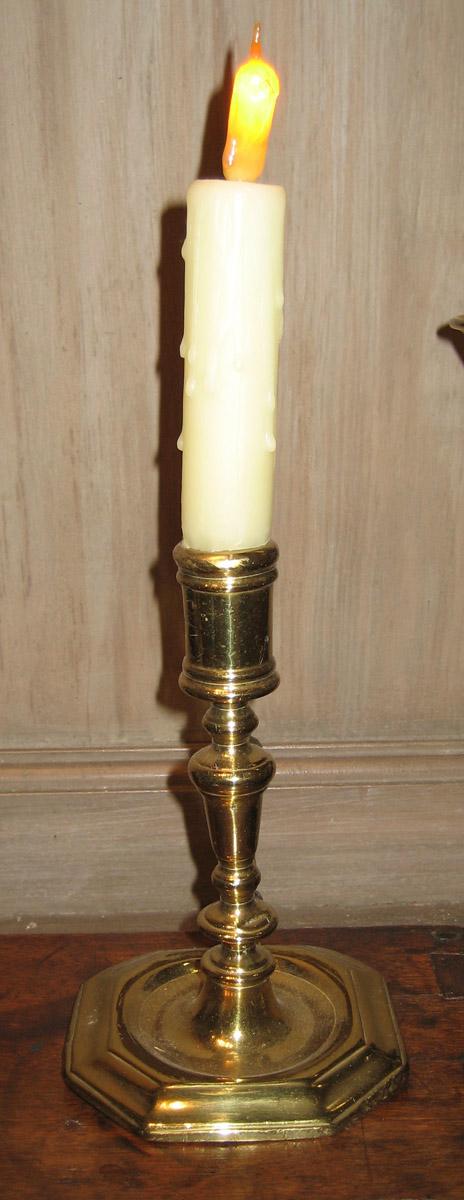 1959.2117.002 Candlestick