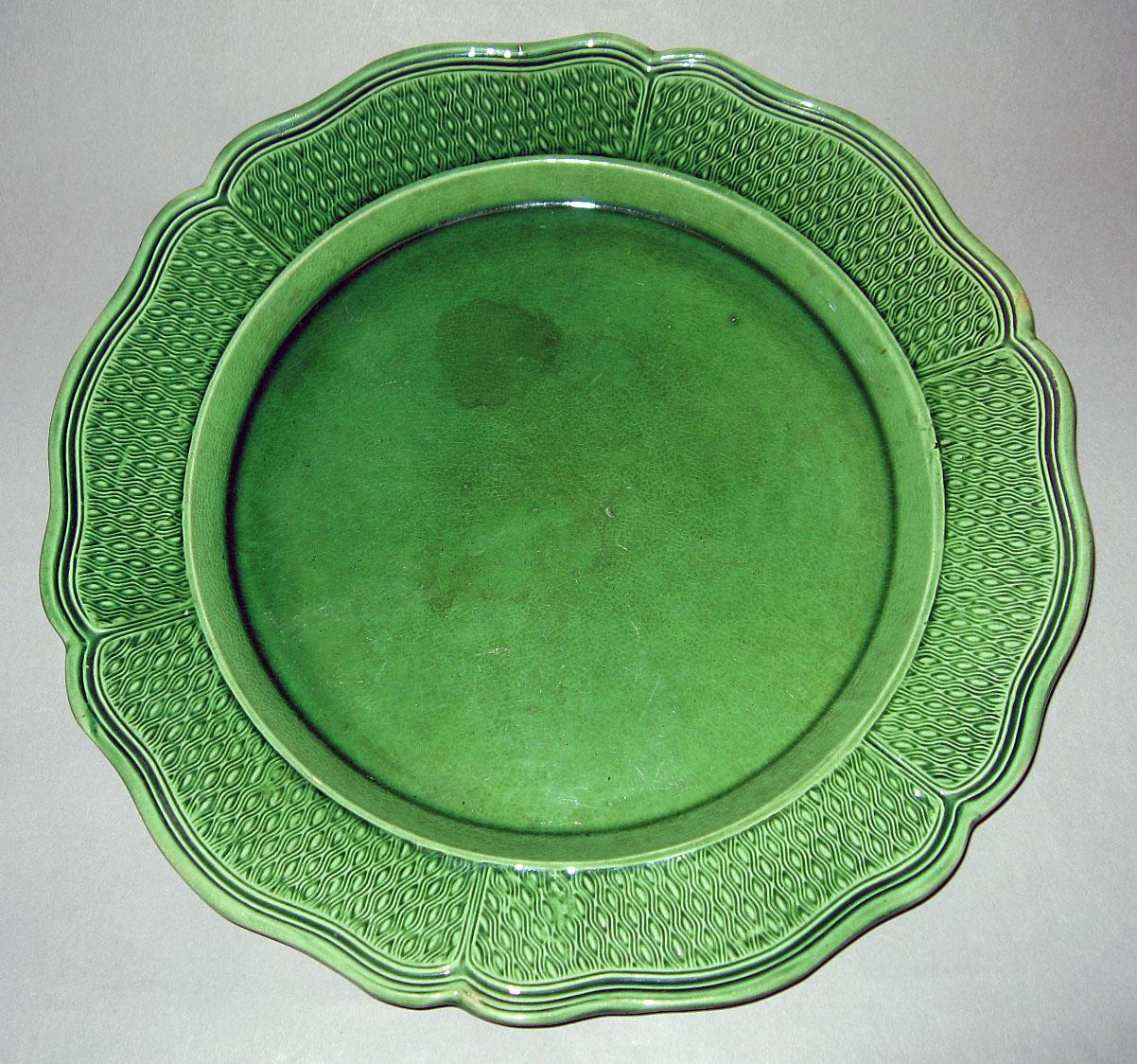 1959.2127 Green-glaze earthenware plate