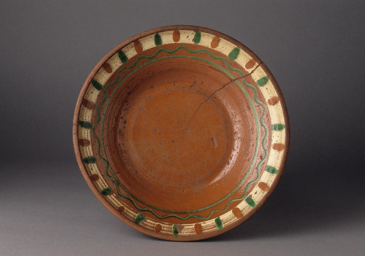 1959.2190 Slipware dish