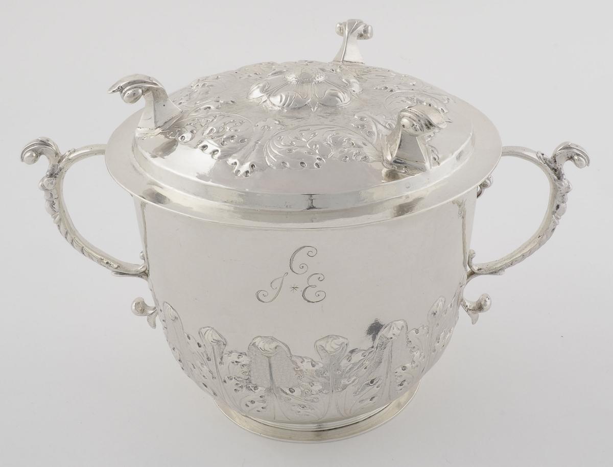 1959.2298 A, B Cup with Lid, View 2
