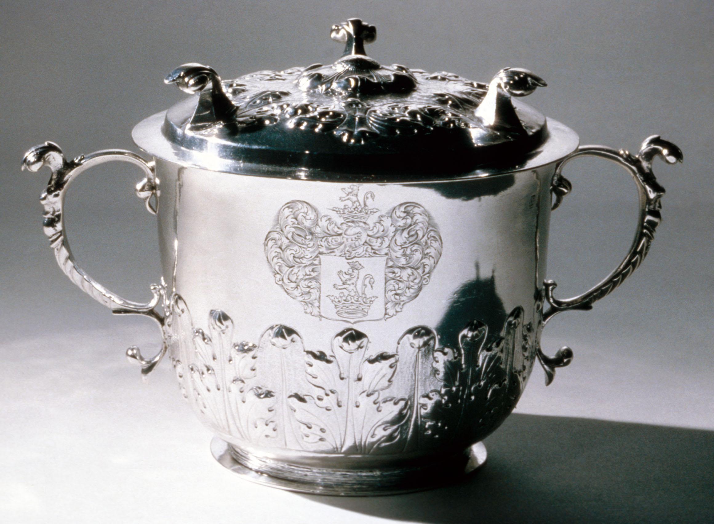 1959.2298 A, B Cup, Two-handled cup, view 4