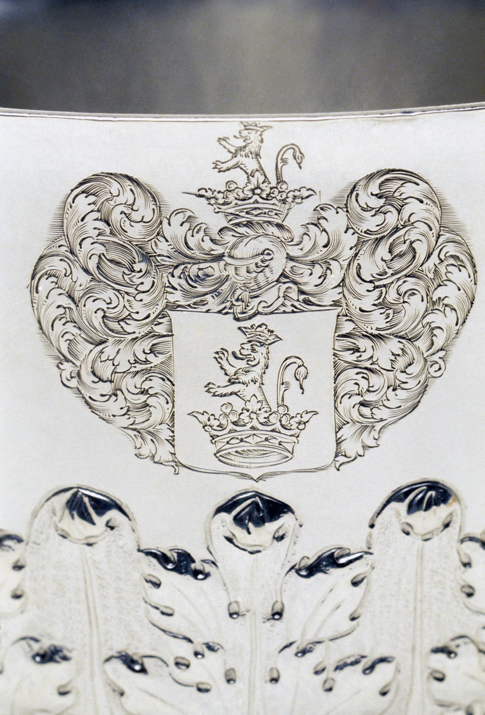 1959.2298 A, B Cup, Two-handled cup, detail 3
